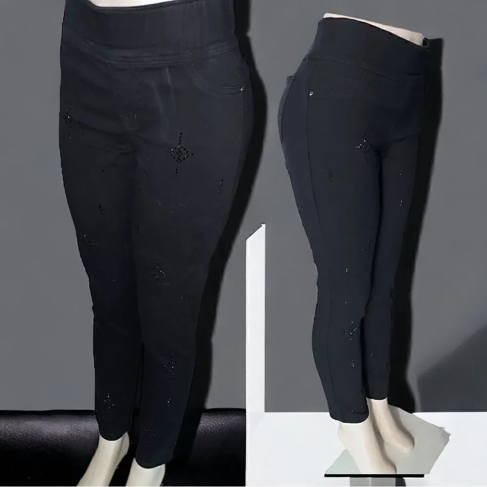 One World l Skinny Jeans l Sequined Accents l Black l 5-pocket Design l L l EUC